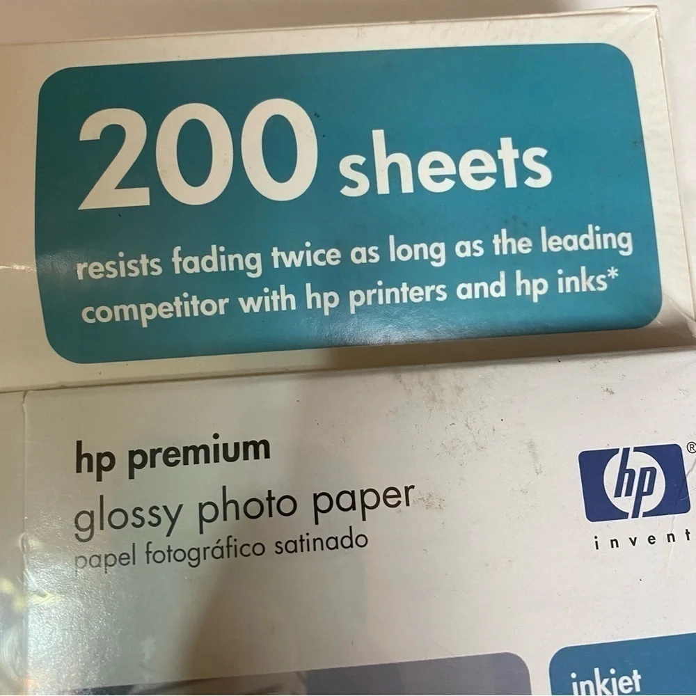 HP inkjet glossy photo paper 200 sheets 4x6 New unopened